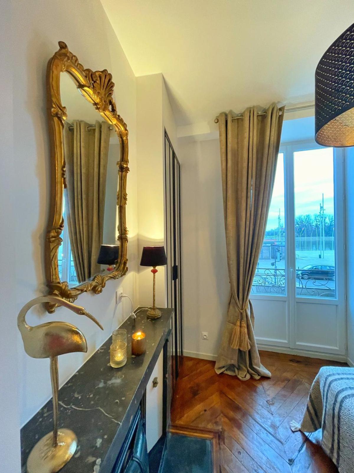 Center Macon Charmant Appartement Avec Vue Sur La Saone Εξωτερικό φωτογραφία