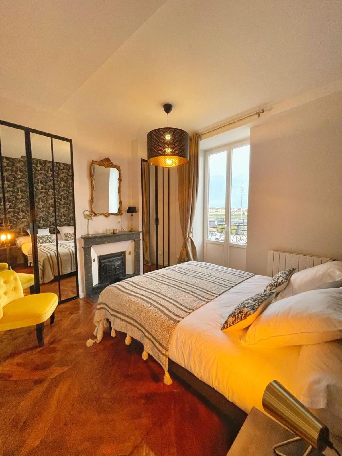 Center Macon Charmant Appartement Avec Vue Sur La Saone Εξωτερικό φωτογραφία